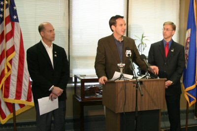 Governor Pawlenty holds a press conference in St. Cloud to discuss accomplishments from the 2008 Leg...