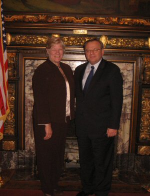 Lieutenant Governor Molnau meets with Mr. Zygmunt Matynia, Consul General of the Republic of Poland ...