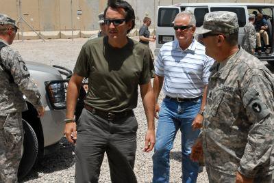 Governor Tim Pawlenty greets Minnesota 34th Red Bull Infantry Division Soldiers at the Division Main...